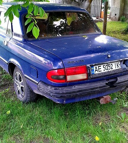 Синій ГАЗ Волга, об'ємом двигуна 2.4 л та пробігом 300 тис. км за 700 $, фото 1 на Automoto.ua