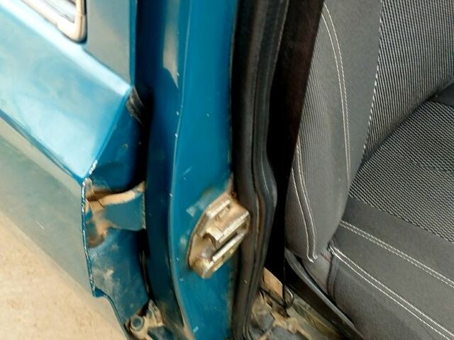 Зеленый ГАЗ Волга, объемом двигателя 23 л и пробегом 150 тыс. км за 1100 $, фото 3 на Automoto.ua