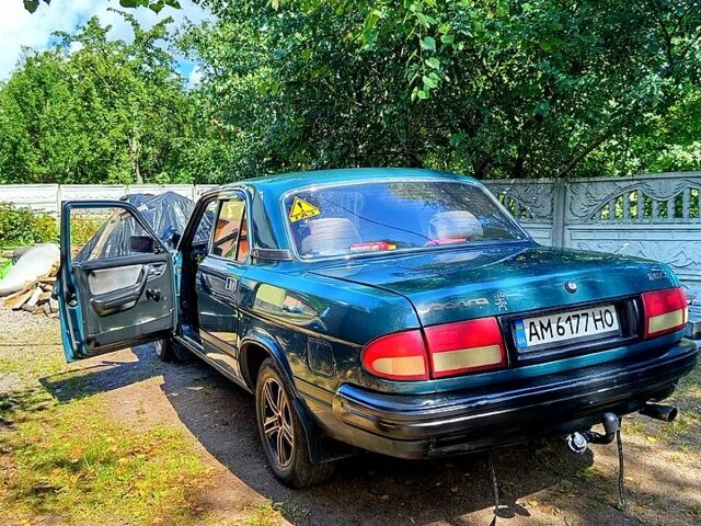 Зеленый ГАЗ Волга, объемом двигателя 2.4 л и пробегом 0 тыс. км за 2000 $, фото 1 на Automoto.ua