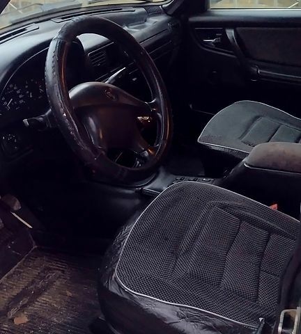 Зелений ГАЗ Волга, об'ємом двигуна 2.4 л та пробігом 130 тис. км за 1550 $, фото 3 на Automoto.ua