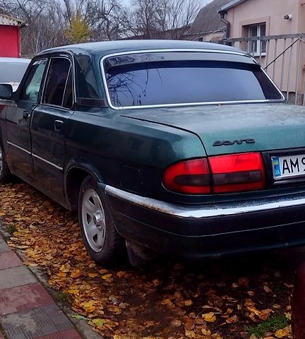 Зелений ГАЗ Волга, об'ємом двигуна 2.4 л та пробігом 130 тис. км за 1550 $, фото 1 на Automoto.ua