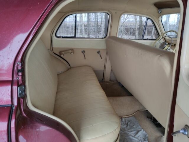 Красный ГАЗ M-20 Победа, объемом двигателя 2.1 л и пробегом 3 тыс. км за 8700 $, фото 4 на Automoto.ua