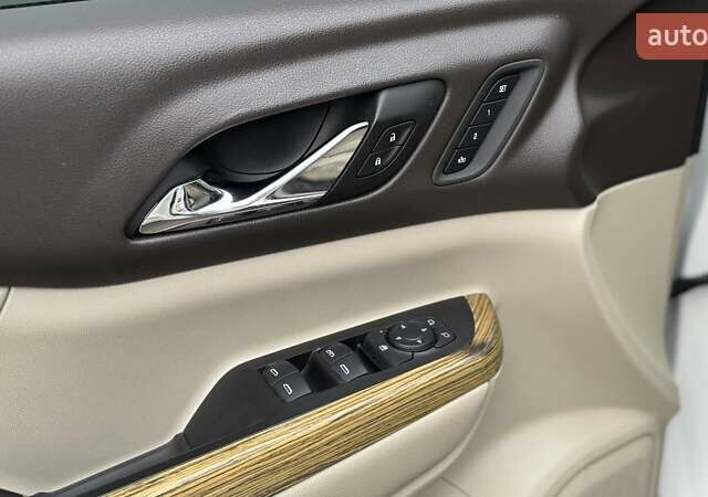 ДжіЕмСі Acadia 2016 у Києві на Automoto.ua Білий ДжіЕмСі Acadia, об'ємом двигуна 3.65 л та пробігом 159 тис. км за 20500 $, фото 20 на Automoto.ua