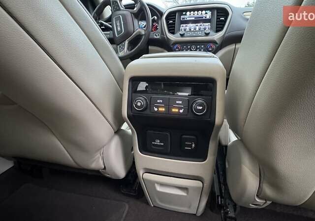 ДжіЕмСі Acadia 2016 у Києві на Automoto.ua Білий ДжіЕмСі Acadia, об'ємом двигуна 3.65 л та пробігом 159 тис. км за 20500 $, фото 35 на Automoto.ua