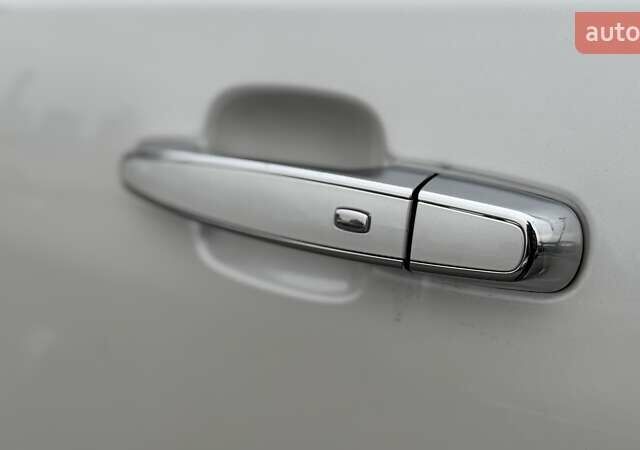 ДжіЕмСі Acadia 2016 у Києві на Automoto.ua Білий ДжіЕмСі Acadia, об'ємом двигуна 3.65 л та пробігом 159 тис. км за 20500 $, фото 16 на Automoto.ua