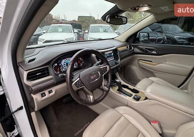 ДжіЕмСі Acadia 2016 у Києві на Automoto.ua Білий ДжіЕмСі Acadia, об'ємом двигуна 3.65 л та пробігом 159 тис. км за 20500 $, фото 25 на Automoto.ua