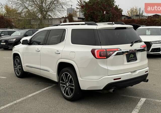 ДжіЕмСі Acadia 2016 у Києві на Automoto.ua Білий ДжіЕмСі Acadia, об'ємом двигуна 3.65 л та пробігом 159 тис. км за 20500 $, фото 5 на Automoto.ua