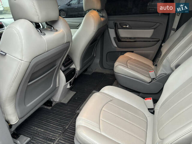 Чорний ДжіЕмСі Acadia, об'ємом двигуна 3.65 л та пробігом 187 тис. км за 13500 $, фото 18 на Automoto.ua