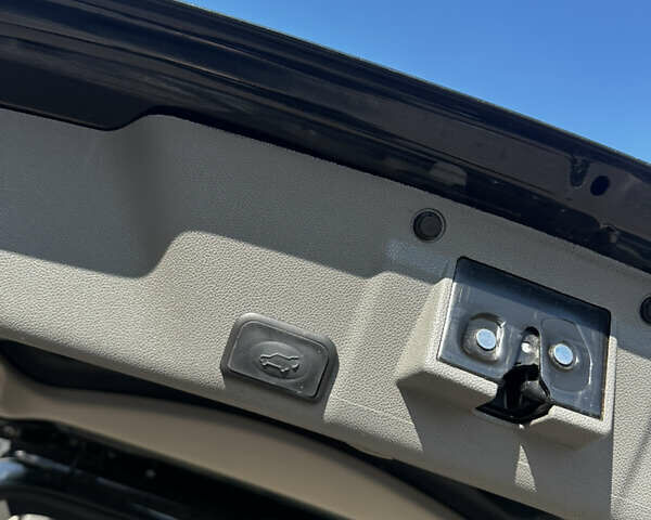Чорний ДжіЕмСі Acadia, об'ємом двигуна 3.65 л та пробігом 202 тис. км за 17800 $, фото 14 на Automoto.ua