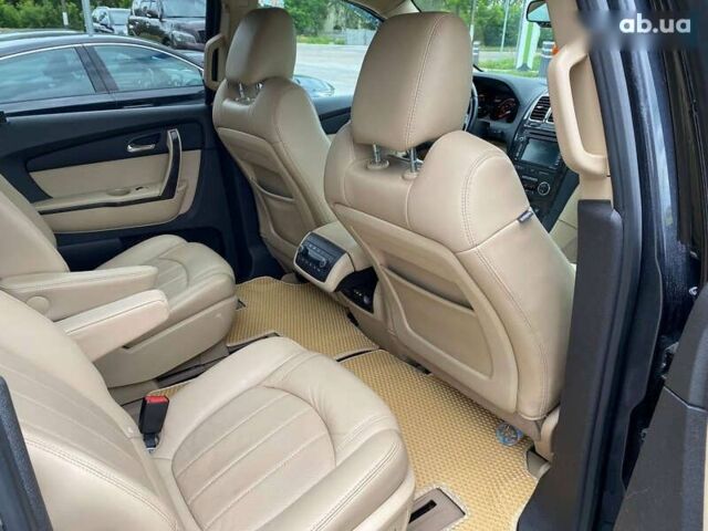 ДжиЭмСи Акадия, объемом двигателя 0 л и пробегом 262 тыс. км за 8900 $, фото 11 на Automoto.ua