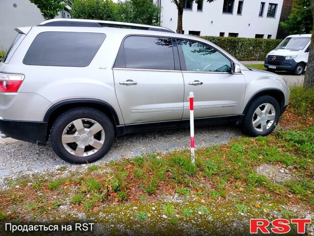 Серый ДжиЭмСи Акадия, объемом двигателя 3.6 л и пробегом 162 тыс. км за 8310 $, фото 2 на Automoto.ua