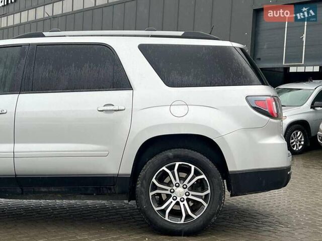 Серый ДжиЭмСи Акадия, объемом двигателя 3.6 л и пробегом 88 тыс. км за 16440 $, фото 5 на Automoto.ua