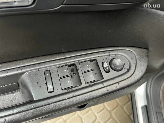 Серый ДжиЭмСи Акадия, объемом двигателя 3.6 л и пробегом 88 тыс. км за 16440 $, фото 14 на Automoto.ua