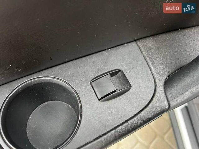 Серый ДжиЭмСи Акадия, объемом двигателя 3.6 л и пробегом 88 тыс. км за 16440 $, фото 31 на Automoto.ua