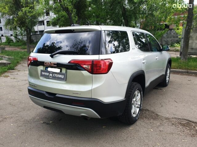 Сірий ДжіЕмСі Acadia, об'ємом двигуна 0 л та пробігом 135 тис. км за 17500 $, фото 5 на Automoto.ua