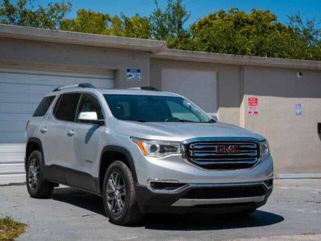Сірий ДжіЕмСі Acadia, об'ємом двигуна 3.6 л та пробігом 43 тис. км за 3500 $, фото 5 на Automoto.ua