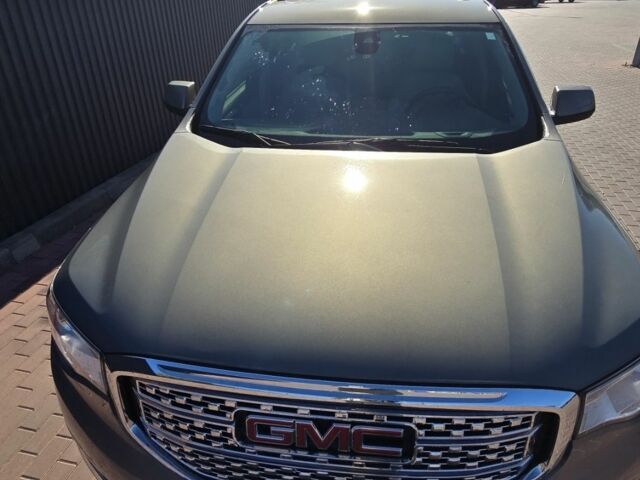 Серый ДжиЭмСи Акадия, объемом двигателя 3.6 л и пробегом 25 тыс. км за 27000 $, фото 3 на Automoto.ua