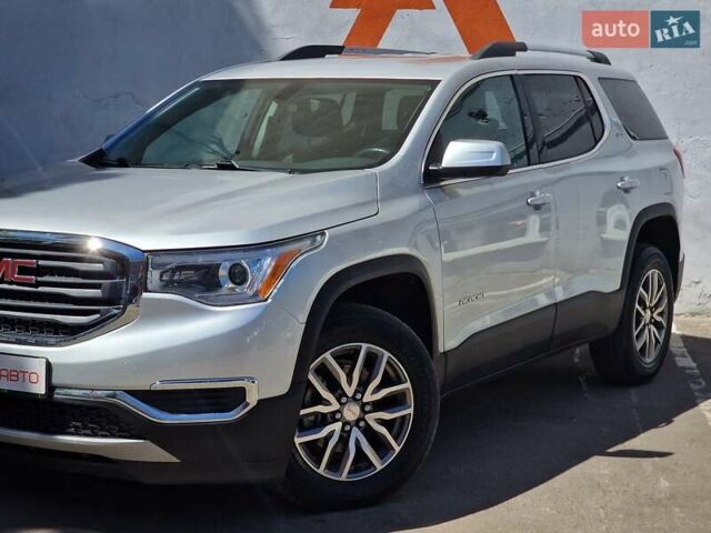 Сірий ДжіЕмСі Acadia, об'ємом двигуна 2.5 л та пробігом 63 тис. км за 24490 $, фото 8 на Automoto.ua