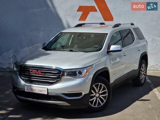 Сірий ДжіЕмСі Acadia, об'ємом двигуна 2.5 л та пробігом 63 тис. км за 24490 $, фото 7 на Automoto.ua