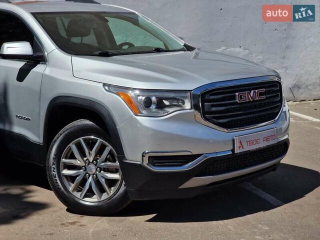 Сірий ДжіЕмСі Acadia, об'ємом двигуна 2.5 л та пробігом 63 тис. км за 24490 $, фото 14 на Automoto.ua
