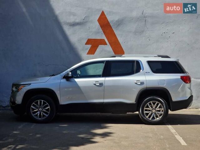 Сірий ДжіЕмСі Acadia, об'ємом двигуна 2.5 л та пробігом 63 тис. км за 24490 $, фото 18 на Automoto.ua