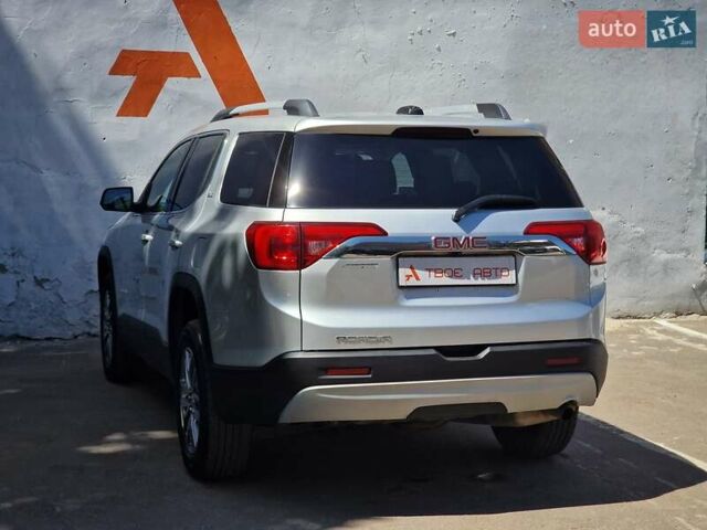 Сірий ДжіЕмСі Acadia, об'ємом двигуна 2.5 л та пробігом 63 тис. км за 24490 $, фото 30 на Automoto.ua