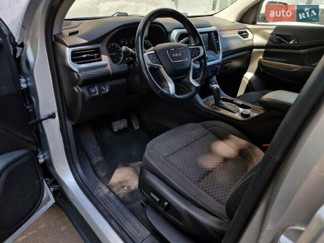 Сірий ДжіЕмСі Acadia, об'ємом двигуна 2.5 л та пробігом 63 тис. км за 24490 $, фото 34 на Automoto.ua