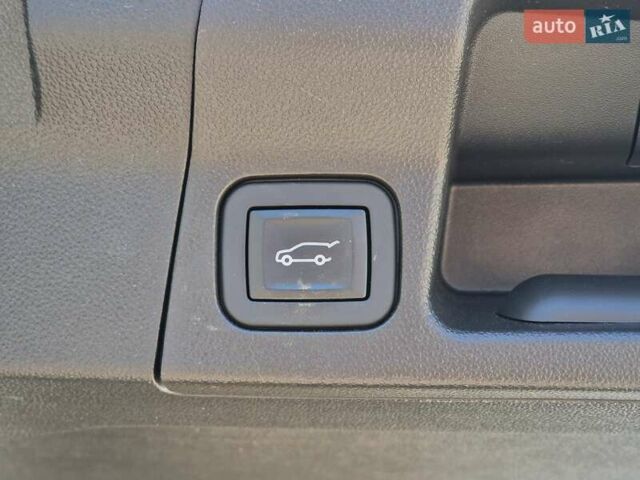 Сірий ДжіЕмСі Acadia, об'ємом двигуна 2.5 л та пробігом 63 тис. км за 24490 $, фото 33 на Automoto.ua