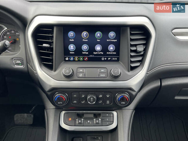 Сірий ДжіЕмСі Acadia, об'ємом двигуна 3.56 л та пробігом 6 тис. км за 28600 $, фото 11 на Automoto.ua