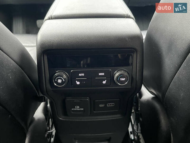 Серый ДжиЭмСи Акадия, объемом двигателя 3.56 л и пробегом 6 тыс. км за 28000 $, фото 29 на Automoto.ua