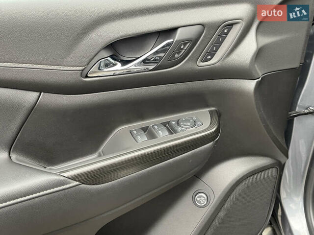 Серый ДжиЭмСи Акадия, объемом двигателя 3.56 л и пробегом 6 тыс. км за 28000 $, фото 13 на Automoto.ua