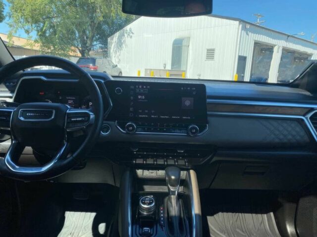 ДжиЭмСи Канйон 2024 в Львове на Automoto.ua Черный ДжиЭмСи Канйон, объемом двигателя 2.7 л и пробегом 24 тыс. км за 16000 $, фото 9 на Automoto.ua