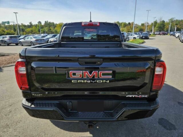 ДжиЭмСи Канйон 2024 в Львове на Automoto.ua Черный ДжиЭмСи Канйон, объемом двигателя 2.7 л и пробегом 13 тыс. км за 14000 $, фото 4 на Automoto.ua