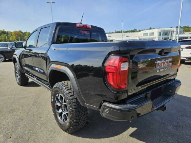 ДжиЭмСи Канйон 2024 в Львове на Automoto.ua Черный ДжиЭмСи Канйон, объемом двигателя 2.7 л и пробегом 13 тыс. км за 14000 $, фото 5 на Automoto.ua