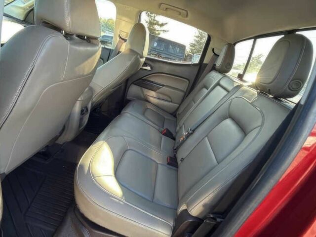 ДжиЭмСи Канйон 2018 в Ивано-Франковске на Automoto.ua Красный ДжиЭмСи Канйон, объемом двигателя 3.6 л и пробегом 50 тыс. км за 6500 $, фото 10 на Automoto.ua