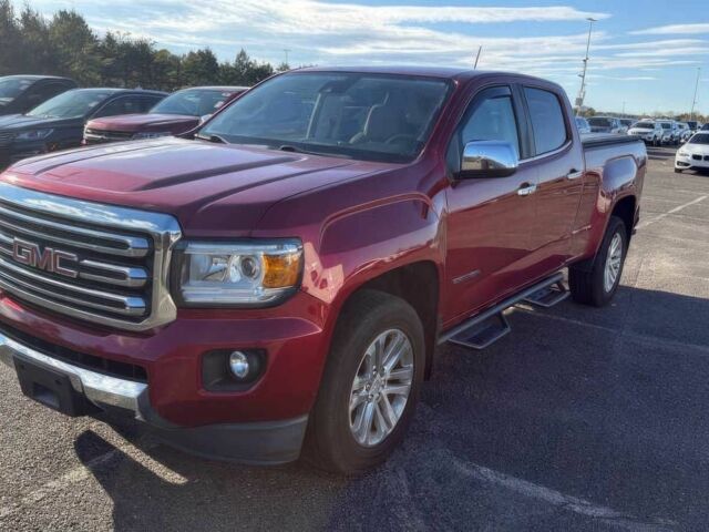 ДжиЭмСи Канйон 2018 в Ивано-Франковске на Automoto.ua Красный ДжиЭмСи Канйон, объемом двигателя 3.6 л и пробегом 50 тыс. км за 6500 $, фото 2 на Automoto.ua