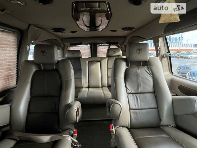 Белый ДжиЭмСи Савана, объемом двигателя 6 л и пробегом 52 тыс. км за 59500 $, фото 20 на Automoto.ua