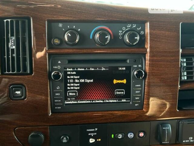 Белый ДжиЭмСи Савана, объемом двигателя 6 л и пробегом 52 тыс. км за 59500 $, фото 24 на Automoto.ua