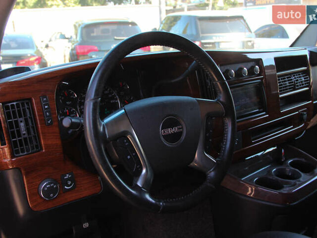 Черный ДжиЭмСи Савана, объемом двигателя 5.33 л и пробегом 143 тыс. км за 26000 $, фото 30 на Automoto.ua