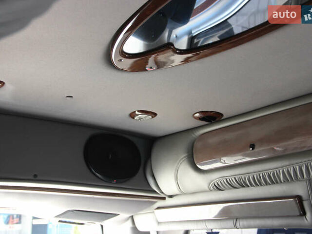 Черный ДжиЭмСи Савана, объемом двигателя 5.33 л и пробегом 143 тыс. км за 26000 $, фото 42 на Automoto.ua