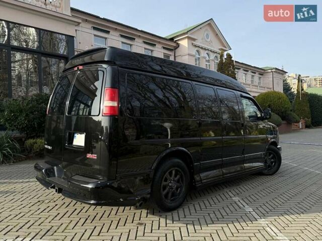 Черный ДжиЭмСи Савана, объемом двигателя 5.33 л и пробегом 149 тыс. км за 26000 $, фото 11 на Automoto.ua