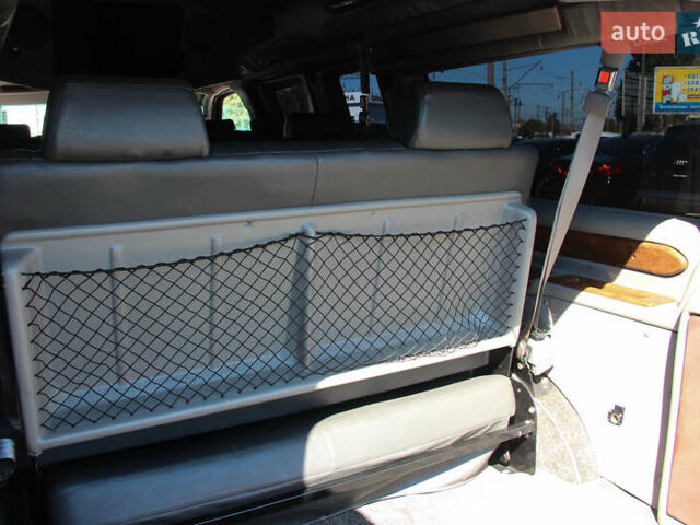 Черный ДжиЭмСи Савана, объемом двигателя 5.33 л и пробегом 143 тыс. км за 26000 $, фото 59 на Automoto.ua