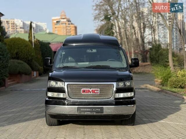 Черный ДжиЭмСи Савана, объемом двигателя 5.33 л и пробегом 149 тыс. км за 26000 $, фото 2 на Automoto.ua