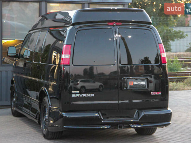 Черный ДжиЭмСи Савана, объемом двигателя 5.33 л и пробегом 143 тыс. км за 26000 $, фото 18 на Automoto.ua