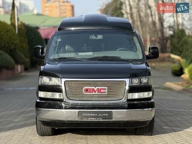 Черный ДжиЭмСи Савана, объемом двигателя 5.33 л и пробегом 149 тыс. км за 26000 $, фото 1 на Automoto.ua