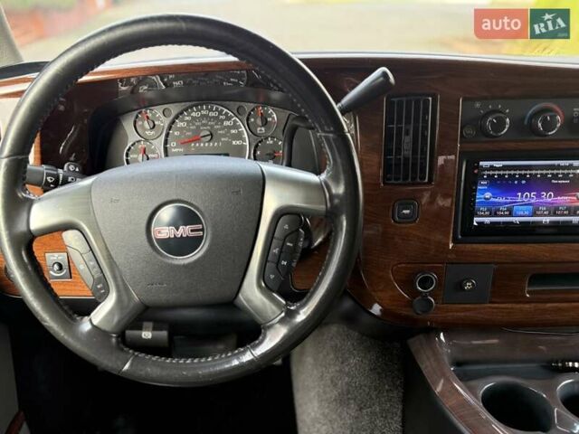 Черный ДжиЭмСи Савана, объемом двигателя 5.33 л и пробегом 149 тыс. км за 26000 $, фото 14 на Automoto.ua