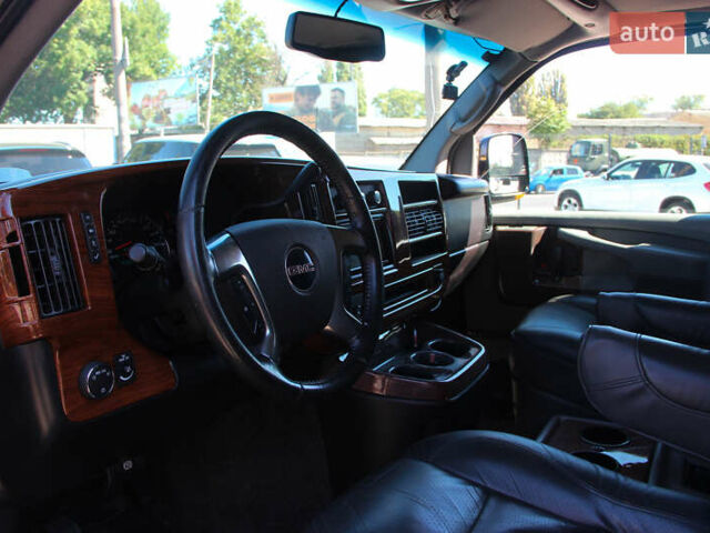 Черный ДжиЭмСи Савана, объемом двигателя 5.33 л и пробегом 143 тыс. км за 26000 $, фото 35 на Automoto.ua