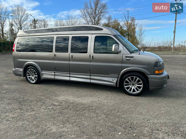 Серый ДжиЭмСи Савана, объемом двигателя 5.97 л и пробегом 6 тыс. км за 85000 $, фото 5 на Automoto.ua