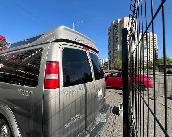 Сірий ДжіЕмСі Savana, об'ємом двигуна 5.97 л та пробігом 6 тис. км за 85000 $, фото 10 на Automoto.ua