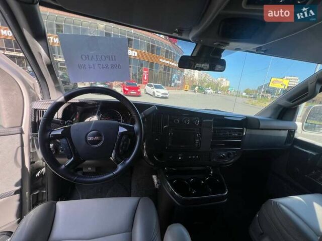 Сірий ДжіЕмСі Savana, об'ємом двигуна 5.97 л та пробігом 6 тис. км за 85000 $, фото 5 на Automoto.ua